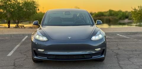 Tesla Model 3 2022