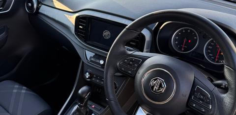MG MG3 AUTO 2023