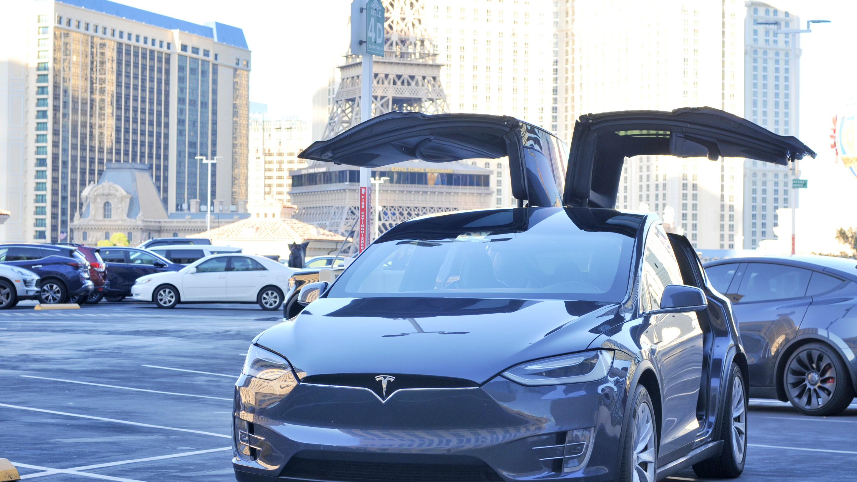 Tesla Model X 2017 in 