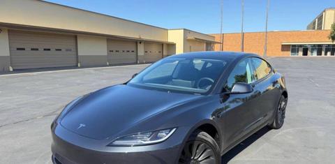 Tesla Model 3 2024