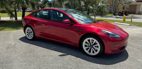 Tesla Model 3 2022