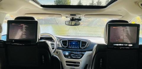 Chrysler Pacifica 2017