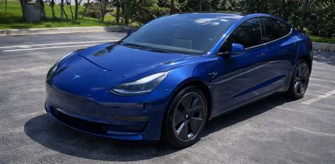 Tesla Model 3 2023