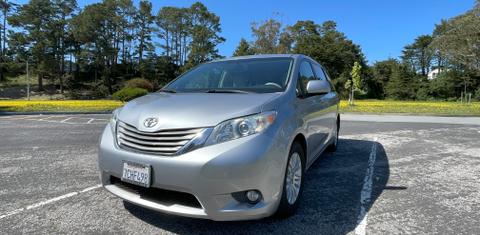 Toyota Sienna 2013