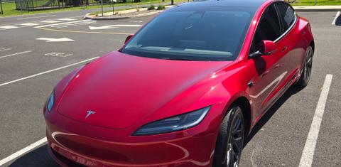 Tesla Model 3 2024