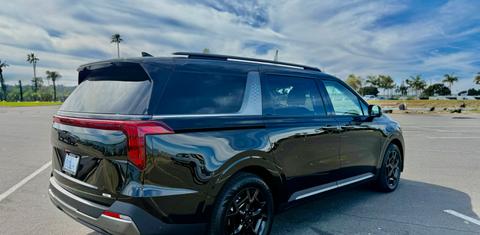 Kia Carnival Hybrid 2026