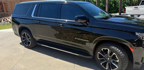 Chevrolet Suburban 2023