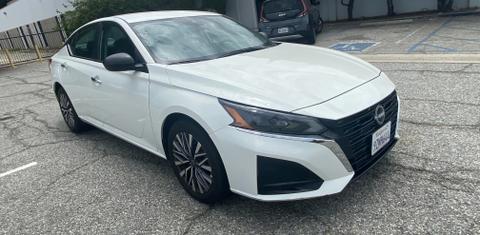 Nissan Altima 2025