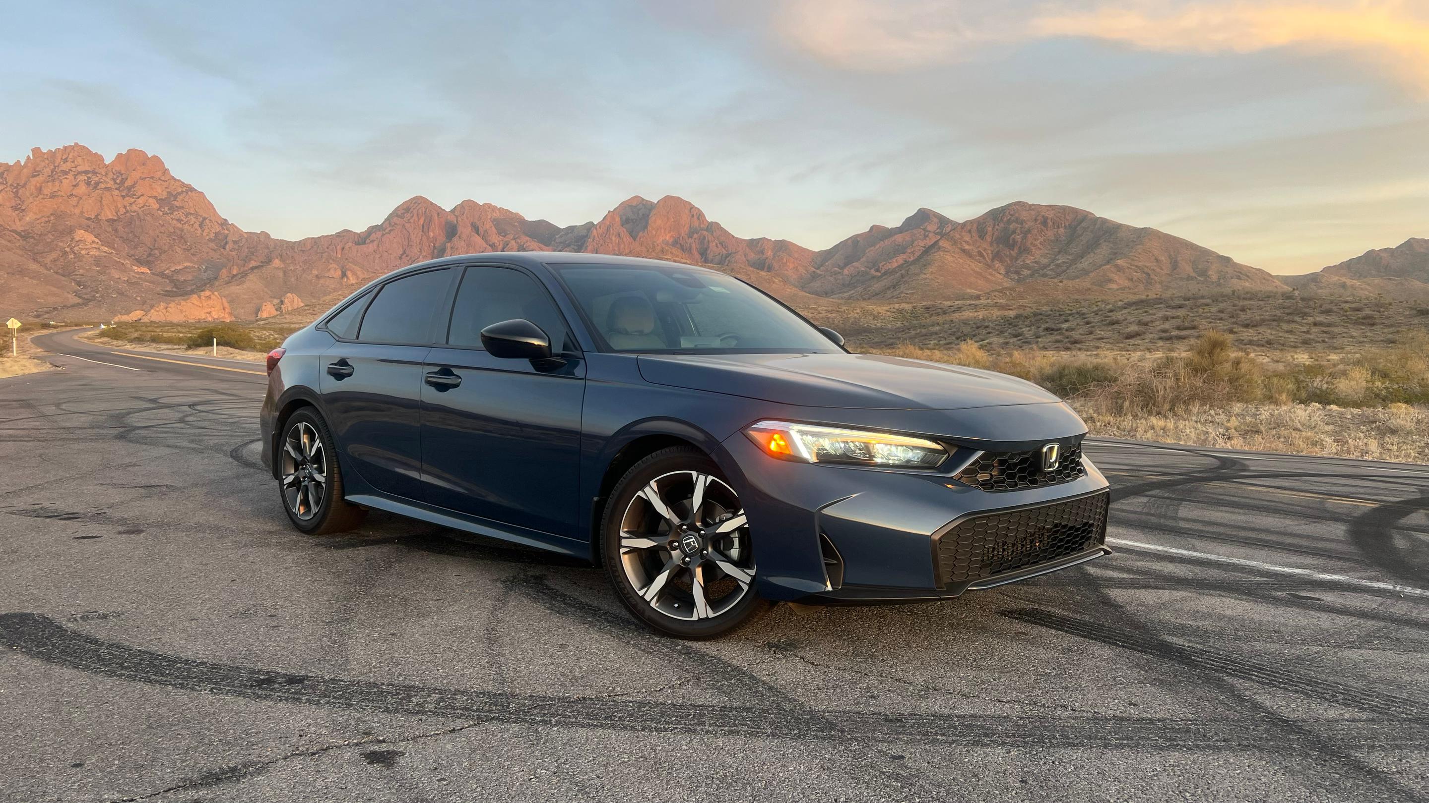 Honda Civic Hybrid 2025 in Las Cruces, NM