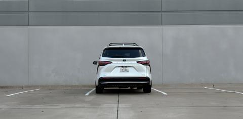 Toyota Sienna 2024