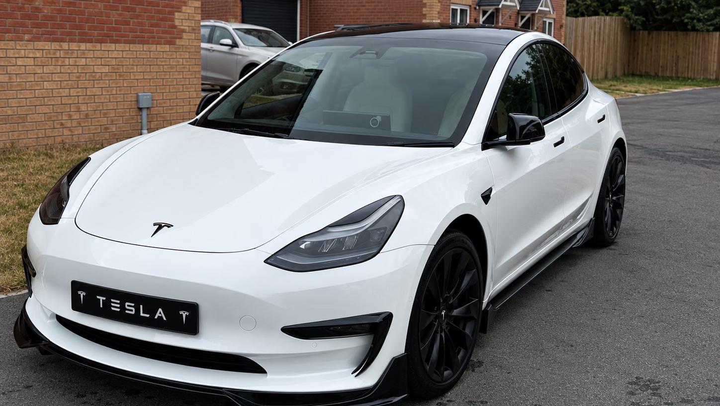 Tesla Model 3 2021 in Knottingley