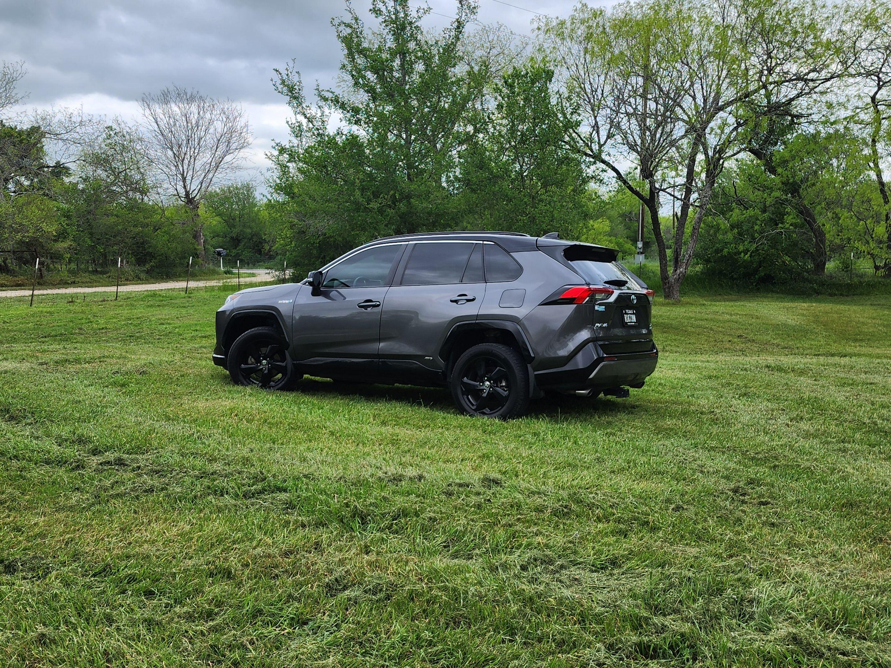 Toyota RAV4 Hybrid 2021 in Austin, TX