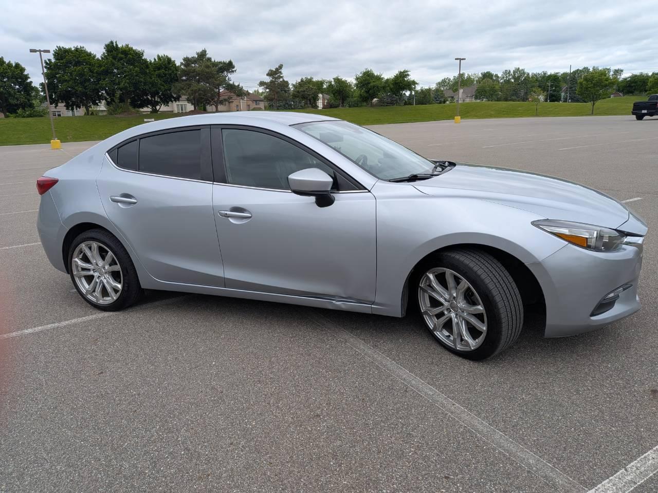 Mazda Mazda3 2017 in Bloomfield Hills, MI