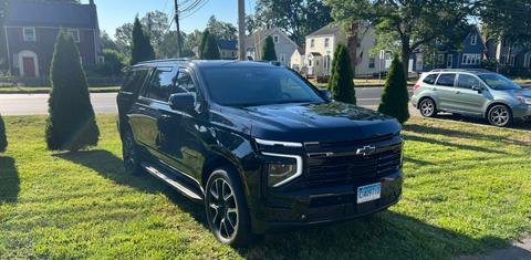 Chevrolet Suburban 2025