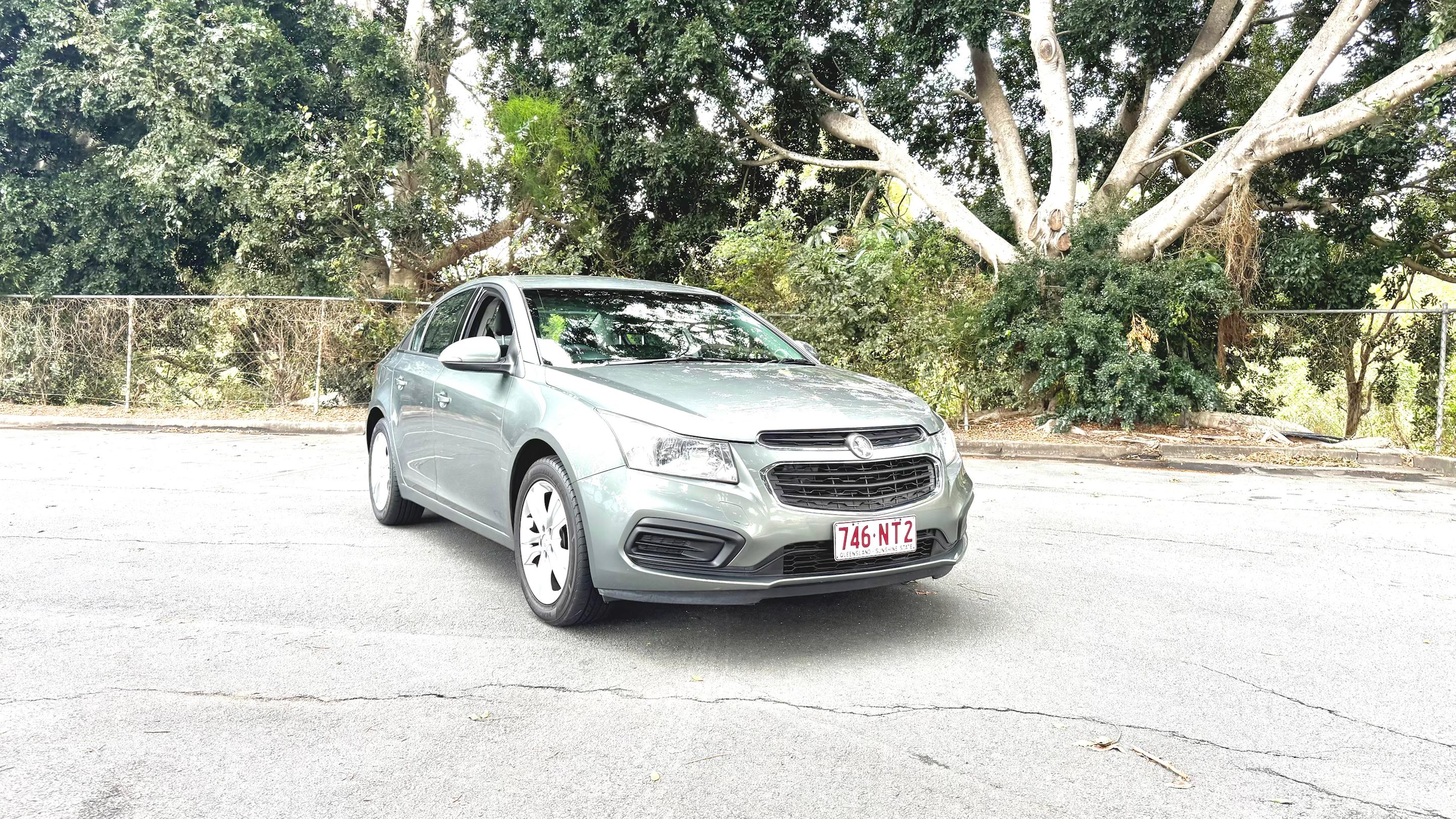 Holden CRUZE 2015 in New Farm