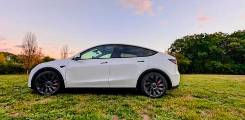 Tesla Model Y 2022