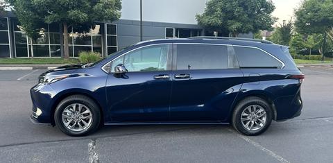 Toyota Sienna 2024