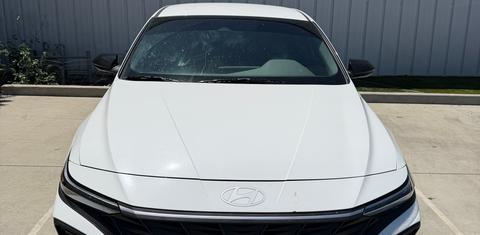 Hyundai Elantra Hybrid 2026