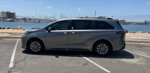 Toyota Sienna 2026