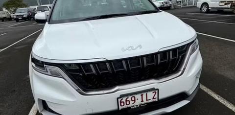 Kia CARNIVAL 2023