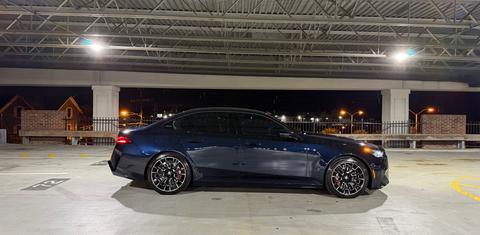 BMW M5 2027
