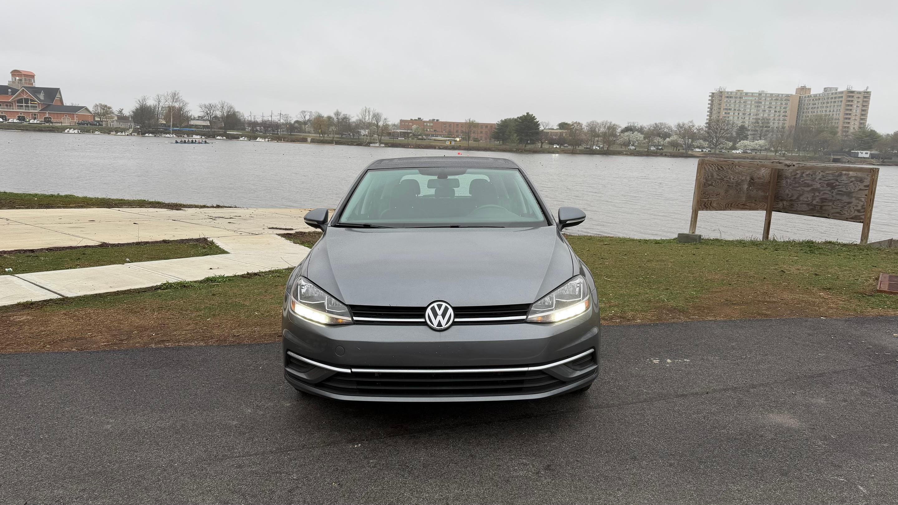 Volkswagen Golf 2021 en Collingswood, NJ