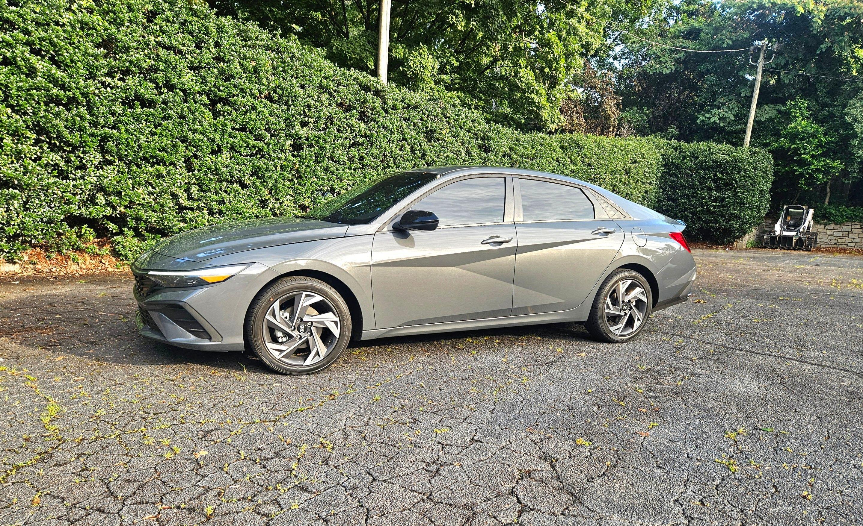 Hyundai Elantra 2025 in 