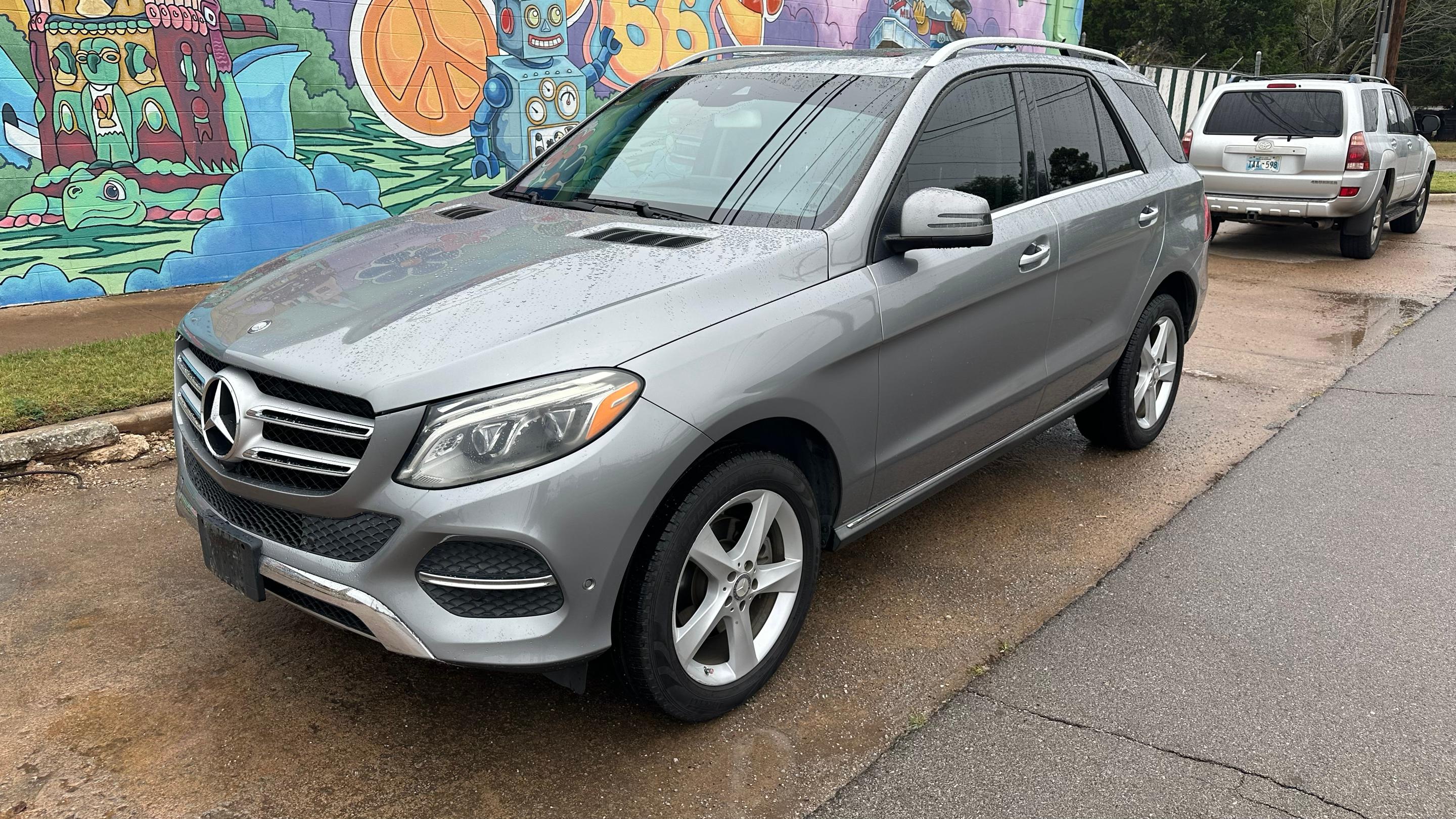 Mercedes-Benz GLE-Class 2016 in 