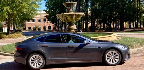 Tesla Model S 2016