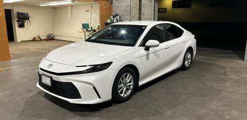 Toyota Camry Hybrid 2025