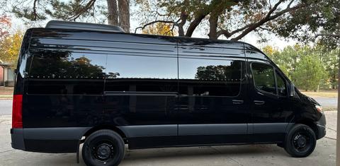 Mercedes-Benz Sprinter 2025