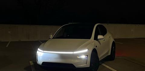 Tesla Model Y 2026