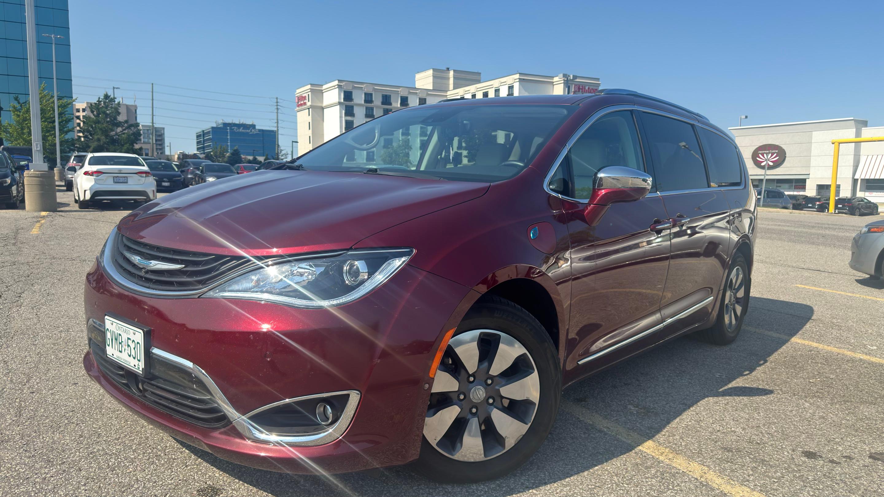 Chrysler Pacifica 2018 in Richmond Hill, ON