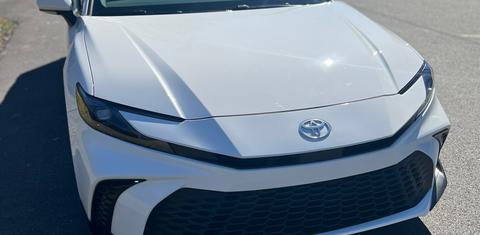 Toyota Camry Hybrid 2025