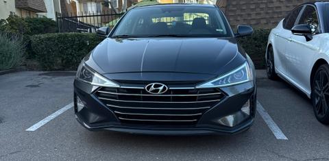 Hyundai Elantra 2020