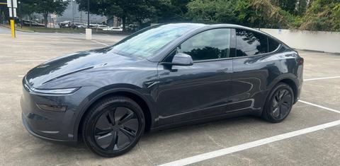 Tesla Model Y 2026