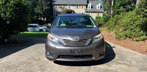 Toyota Sienna 2015