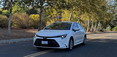 Toyota Corolla Hybrid 2026