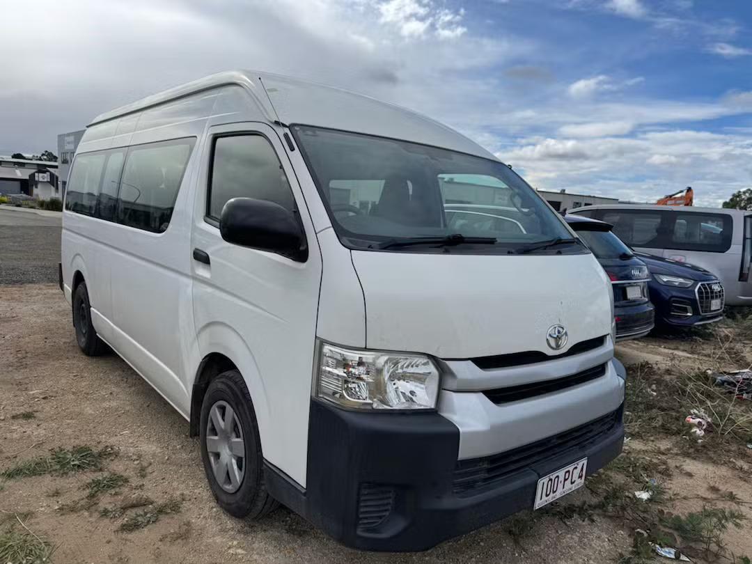Toyota HIACE 2014 in Cambridge