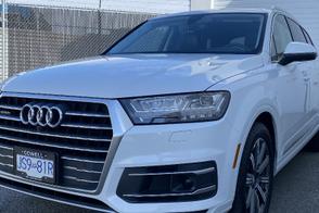 Audi Q7 car