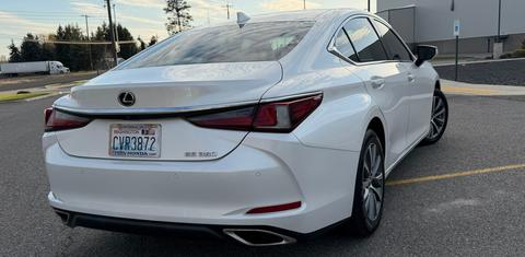Lexus ES 2019