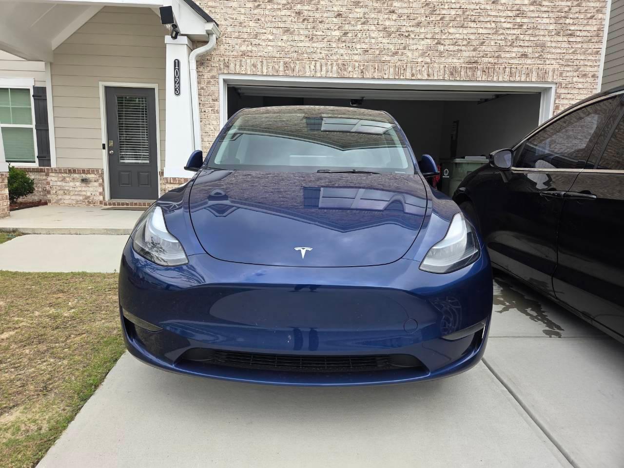 Tesla Model Y 2025 in Grayson, GA
