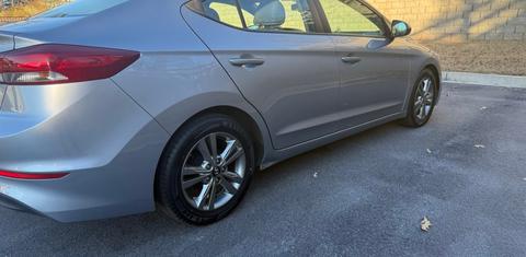 Hyundai Elantra 2017