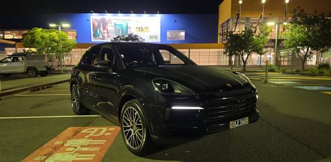 Porsche CAYENNE 2021