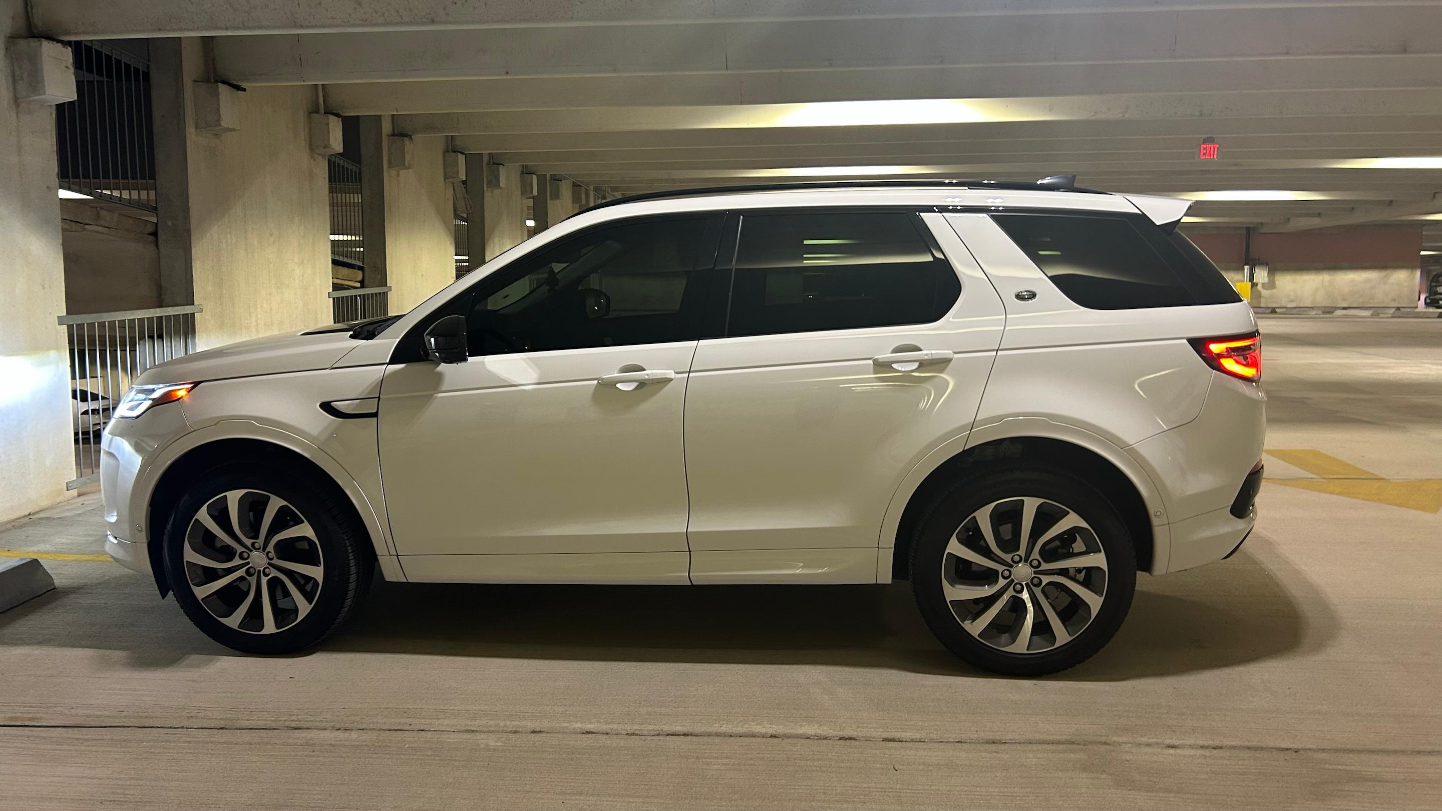 Land Rover Discovery Sport 2024 in 