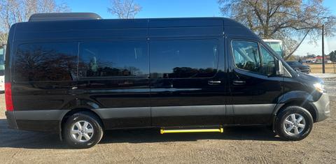 Mercedes-Benz Sprinter 2024