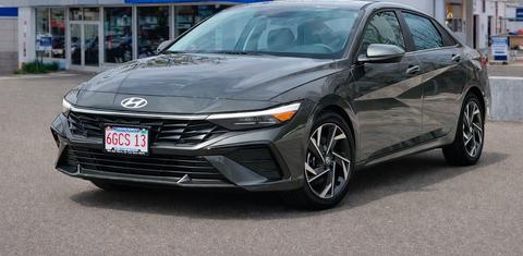 Hyundai Elantra 2025