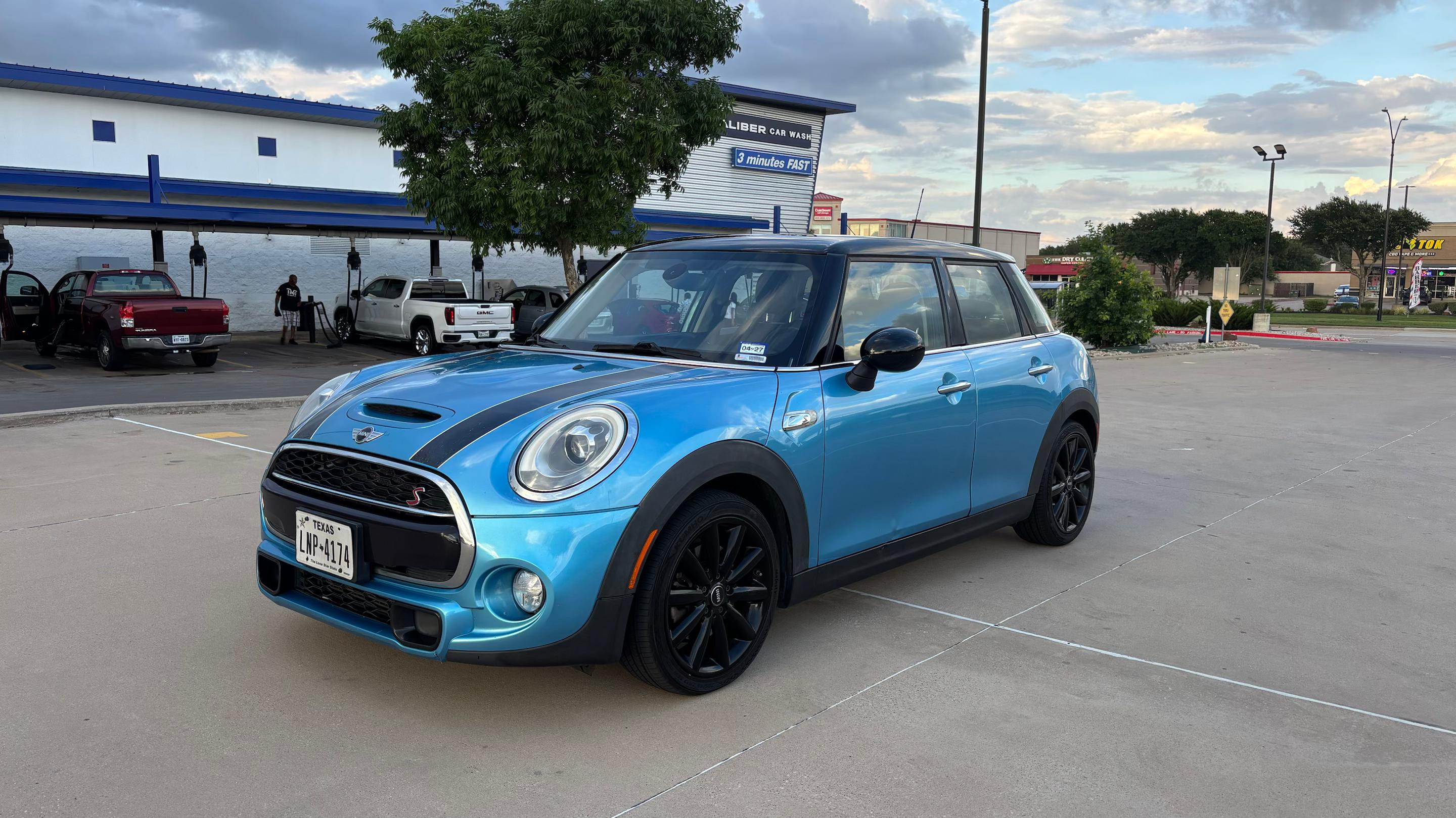 MINI Hardtop 4 Door 2015 in Pantego, TX