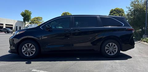 Toyota Sienna 2024