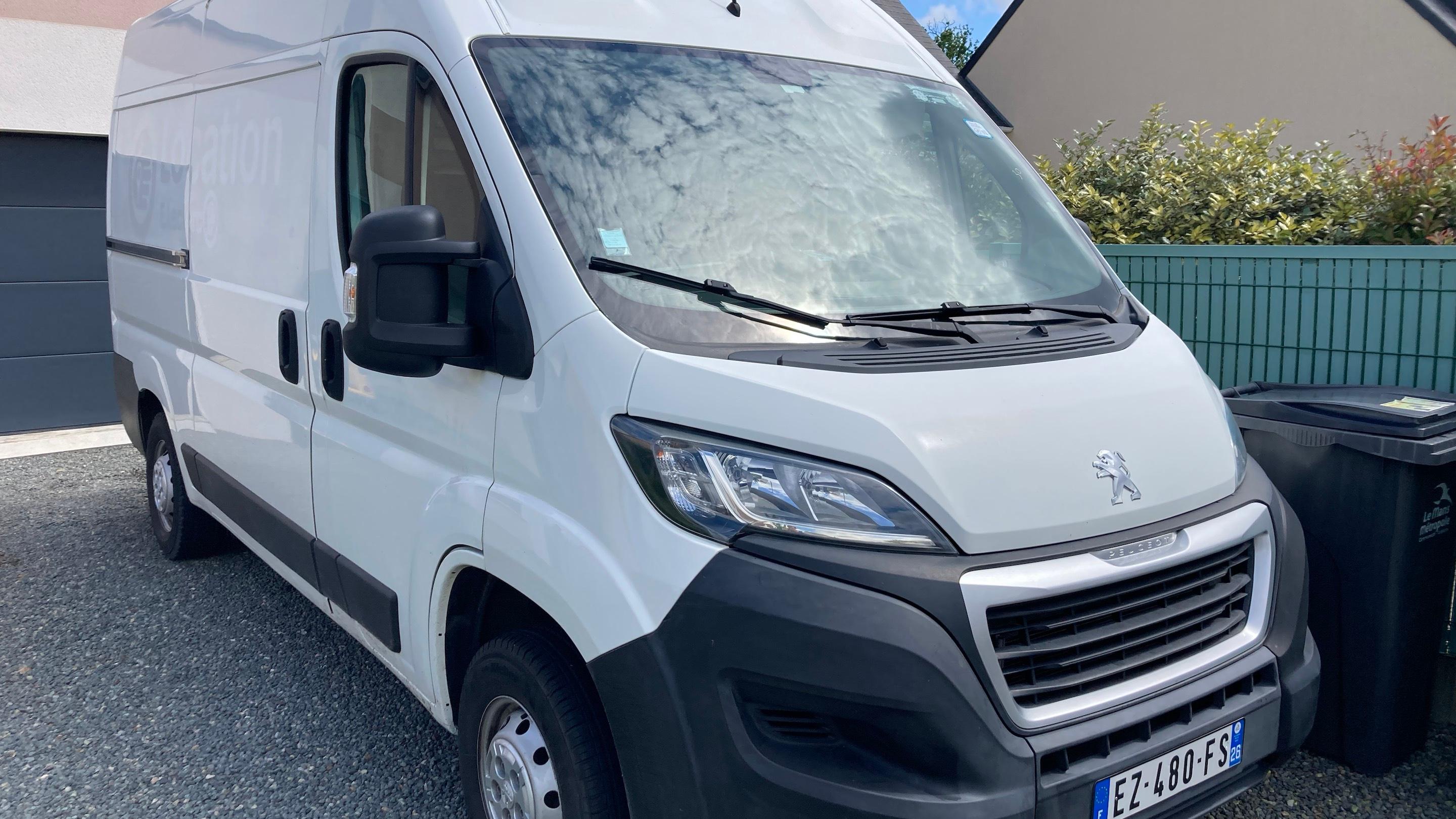 Peugeot BOXER 2018 à Le Mans